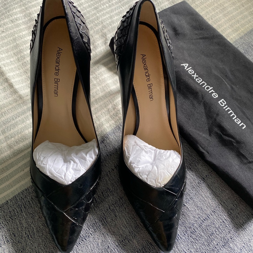 Alexandre Birman snakeskin pumps